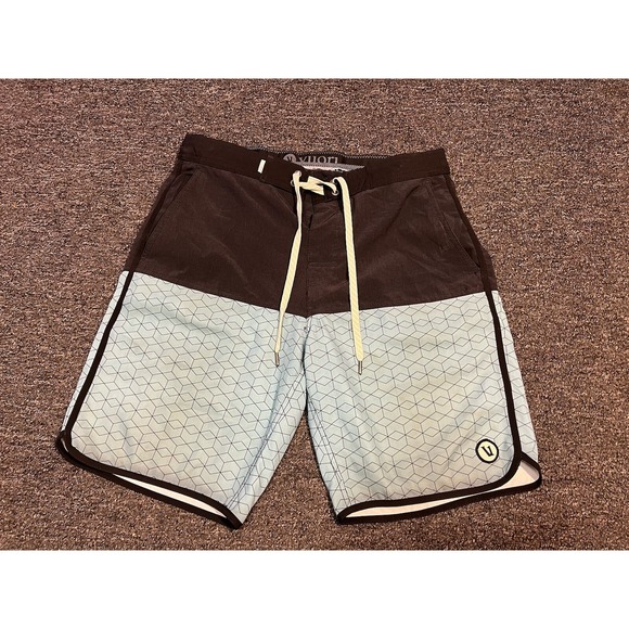 Vuori Other - Vuori Cruise Boardshort Men' 30 Gray Blue Geometric 7" Inseam Performance Beach